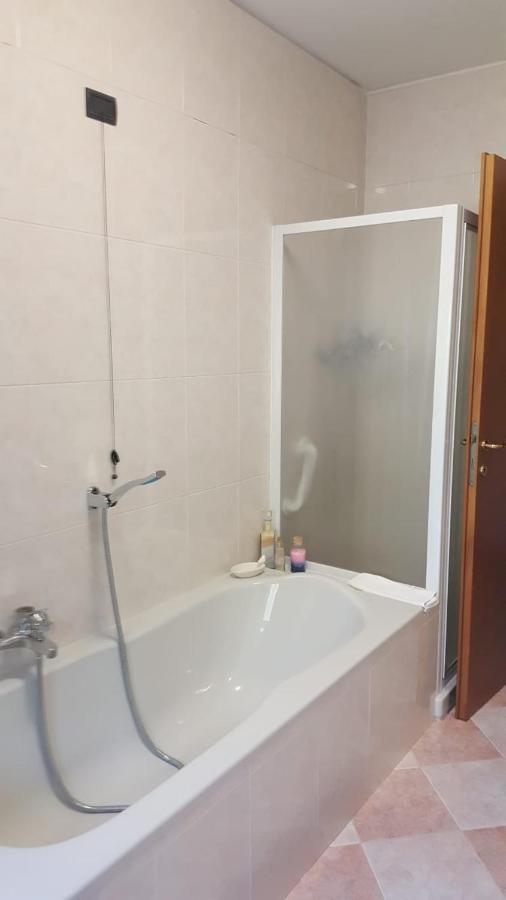 La Casa Sul Parco Appartement Valeggio sul Mincio Buitenkant foto